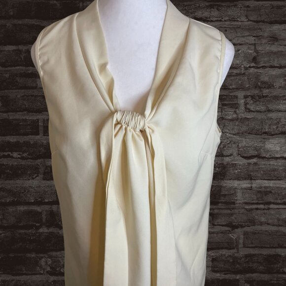 ✨ Poema Ivory Sleeveless Bow Tie Blouse - Size L - Picture 6 of 8